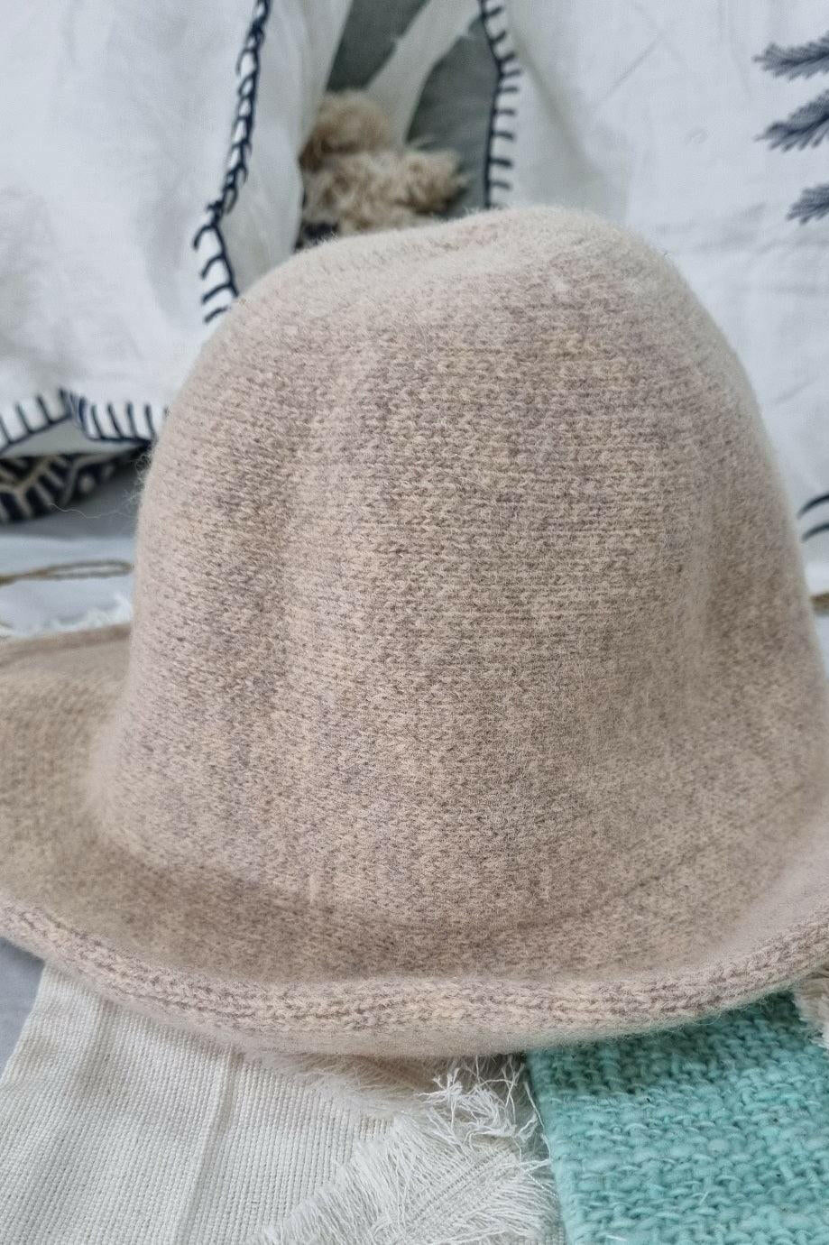 Zura Wool Hat LM54 - Zura.