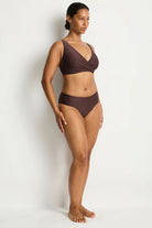 Sea Level SL3110ZN Zen Cross Front Multifit Bra Top - Cocoa_4