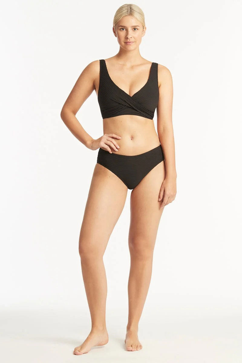 Sea Level SL3467SP Spinnaker Cross Front Multifit Bra Top - Black_1
