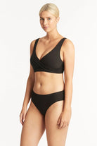 Sea Level SL3467SP Spinnaker Cross Front Multifit Bra Top - Black_4