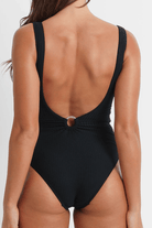 Sunseeker Reset DD/E Vee Ring Back One Piece Black.