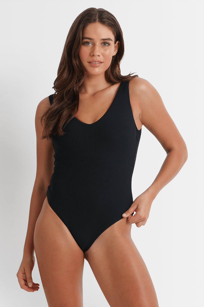 Sunseeker Reset DD/E Vee Ring Back One Piece Black.