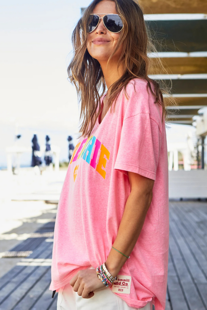 hammill-and-co-v-neck-frenchie-tee-pink-ozresort