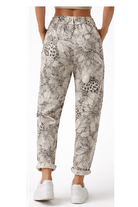 la-strada-printed-joggers-viscose-ozresort-2