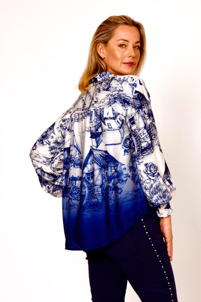 La Strada 100% Viscose Country Cottage Print  Navy Cream Shirt.