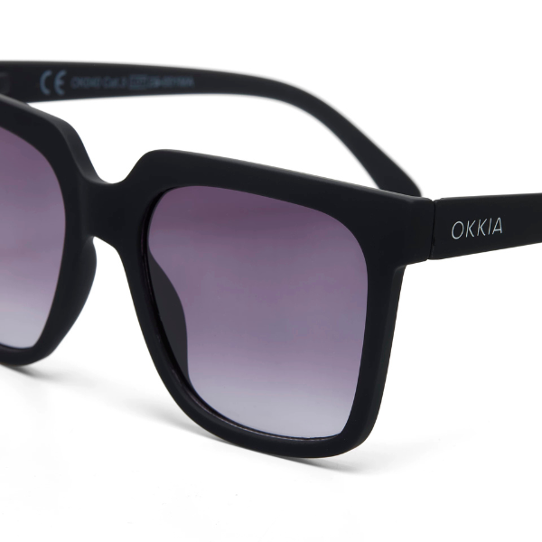 Okkia Roma Sunglasses - Black.