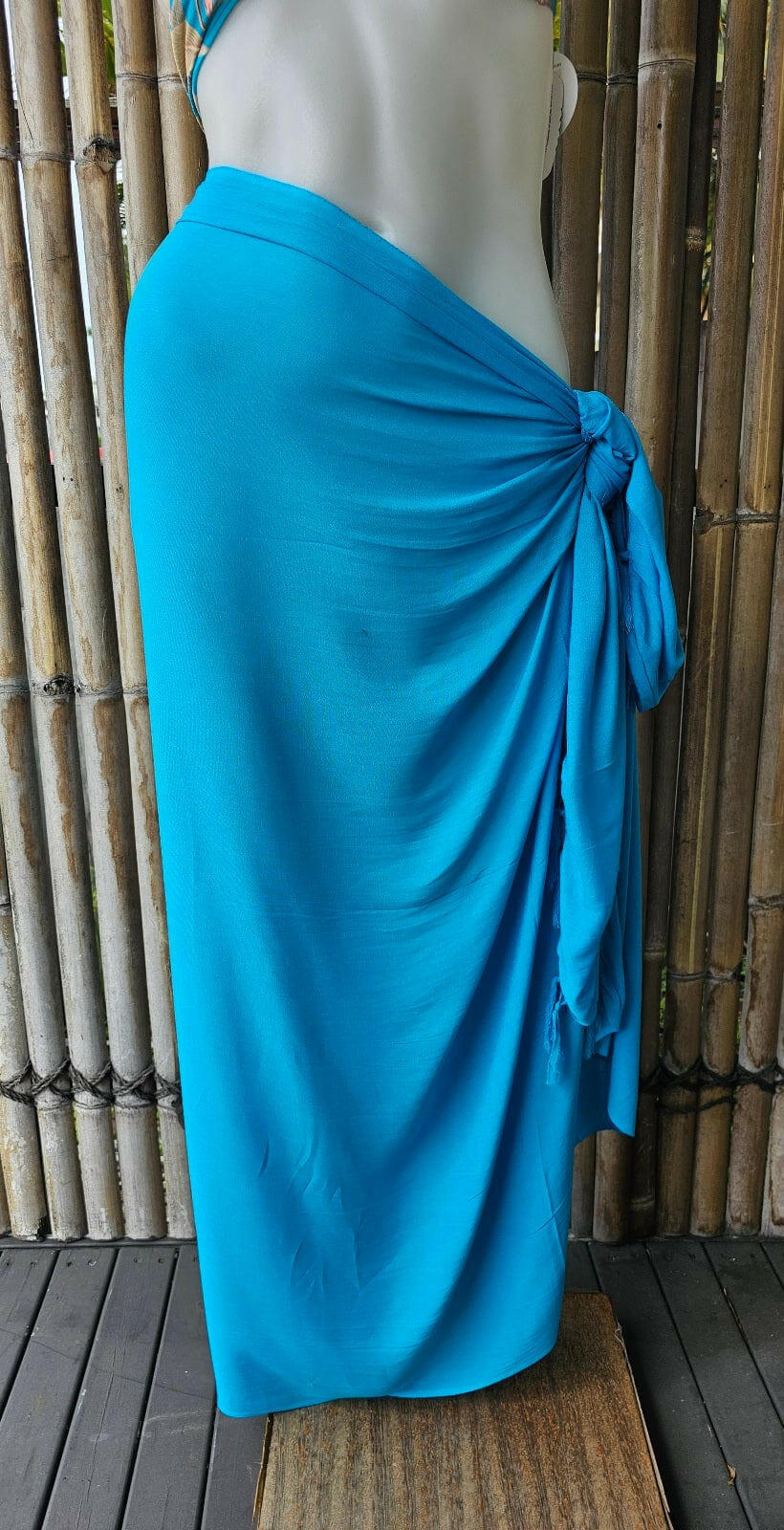 Rayon Solid Colour Sarongs with Fringe.