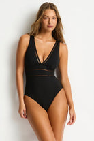sea-level-essentials-spliced-one-piece-black-ozresort
