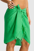 sea-level-sunset-frayed-sarong-kelly-green-ozresort