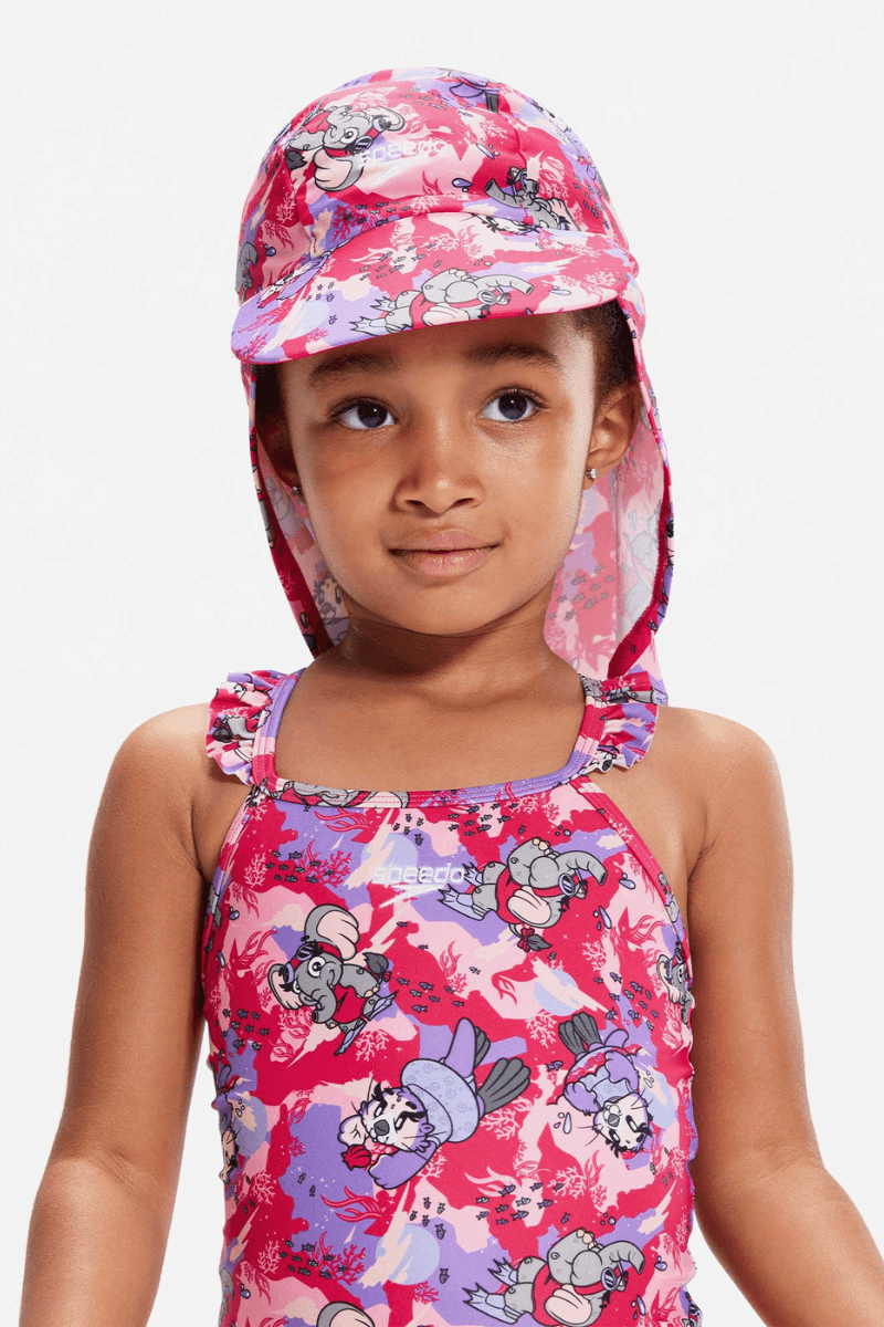 Speedo Girls Legionaire Swim Hat Sun Protection.