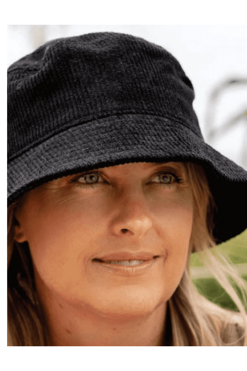 Sundaise Addison Corduroy Bucket Hat - Black.