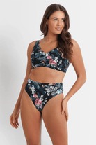 Sunseeker Cuba F/G Ruched Minimiser Bra - Black.