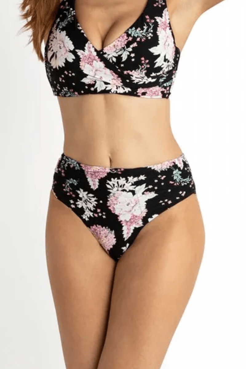 Sunseeker Notting Hill Ruched Mid Rise Pant.