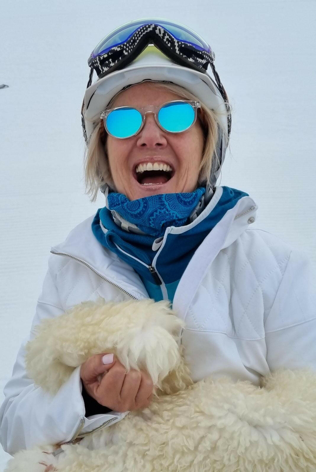 Chanj Sunglasses Dolphin 400+ Polarised Sustainable Handcrafted FSC Wood.