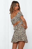 62235BK15 Indikah Leopard cropped top.