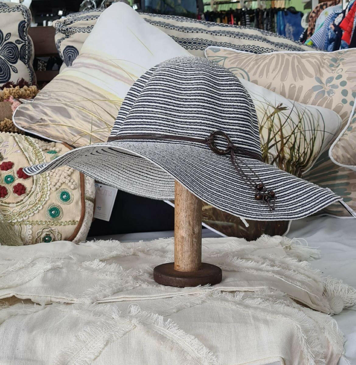 L11208 Generation Hats Stripe Wide Brim Hats.