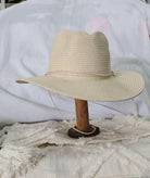 LP2383-CRE Panama Bead Strap Cream.