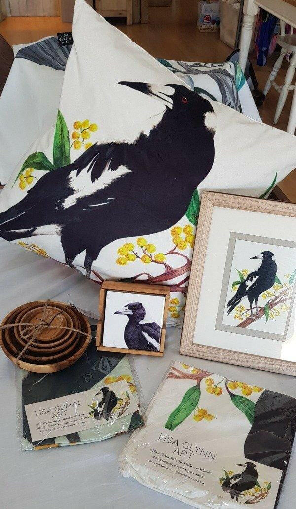 Australian Magpie Gift Pack - The Perfect Gift for Magpie Lovers.