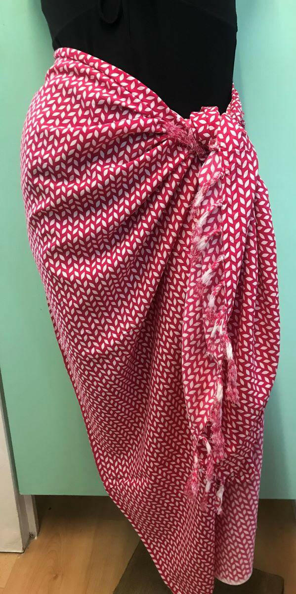 Rayon Sarong Soft Patterned Fringed Sarong Hot Pink/White.