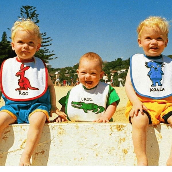 Ozi Varmints Baby Bib - Willie The Whale.